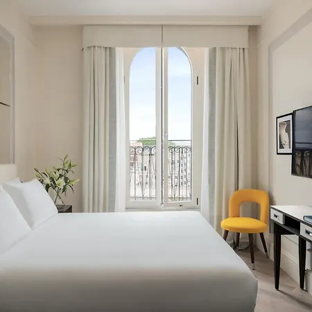 Trastevere Hotel 4*