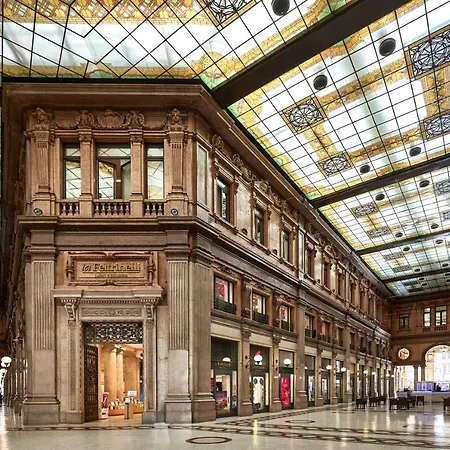Delfini Trevi House 招待所 罗马