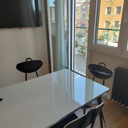 My Space In - New - Colosseo - Via Leonina * Roma