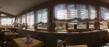 La Lumiere Di Piazza Di Spagna Hotel