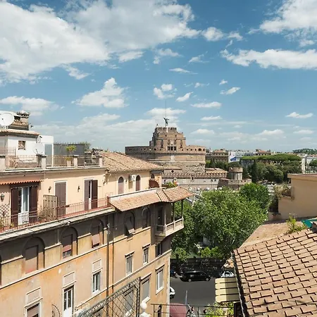 Apartment Idyllia - Penthouse In Navona Area *