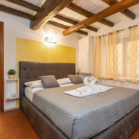 Apartment Ciambella Art Home-rental In *