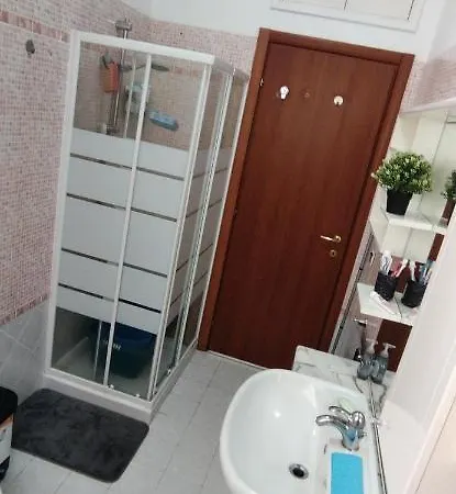 Claudia 's House