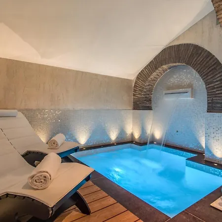 Boutique Relais Barozzi & Guest house Rome