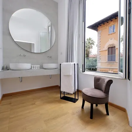 Youroom Abruzzi 3*