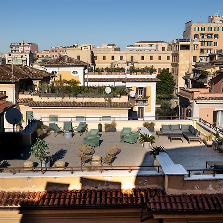 The Cross Hotel Roma