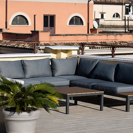 The Cross Hotel Roma