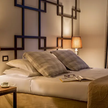 The B Place Hotel
