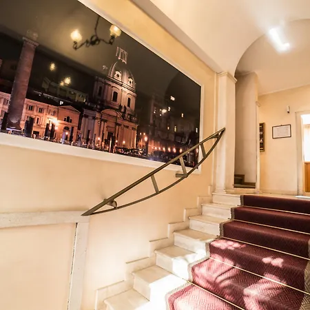 Kent Hotel 3*