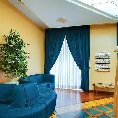 Hotel Corot 3*