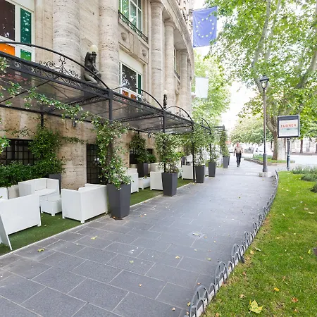 Hotel Grand Palace 5*