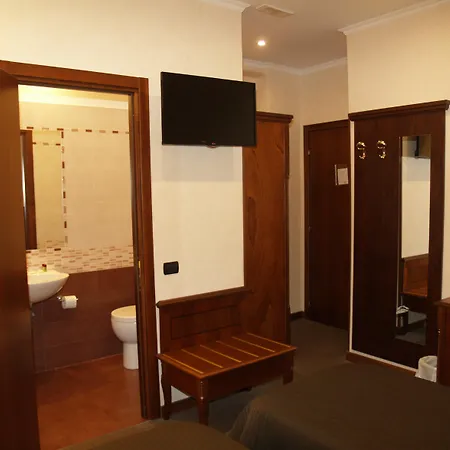Hotel Osimar 3*