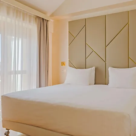 Nh Collection Giustiniano Hotel 4*