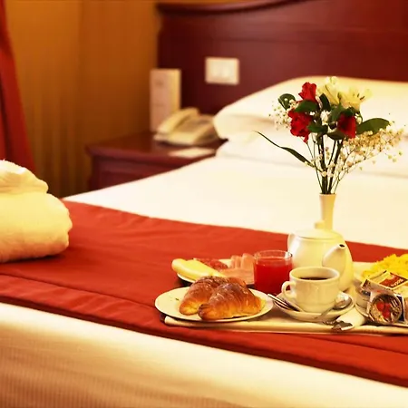 Hotel Augusta Lucilla Palace 4*