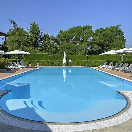 Flaminio Village Park 4* Rome