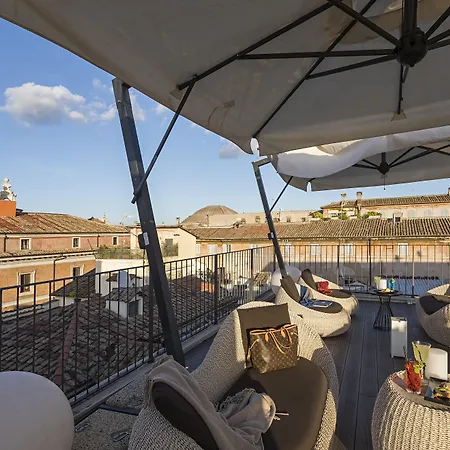 Palazzo Navona Hotel 4*