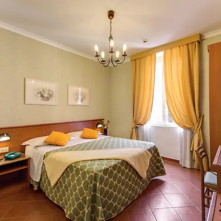Szálloda Hotel Corona