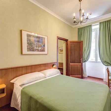 Hotel Corona Szálloda 3*