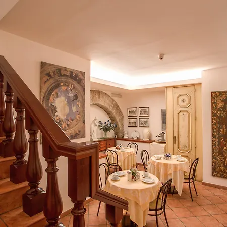 Hotel Corona 3* Róma
