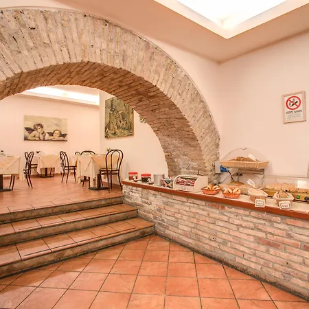 Hotel Corona Szálloda 3*
