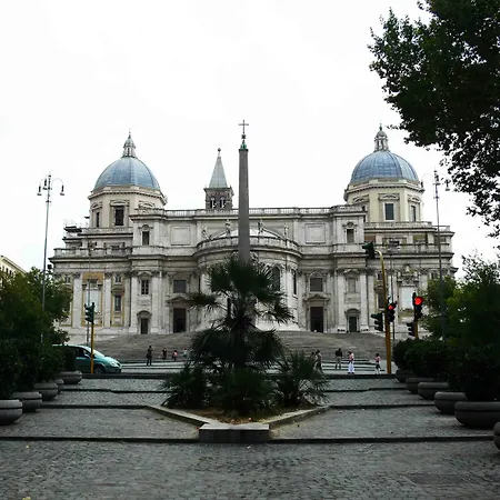 Szálloda Hotel Corona 3*