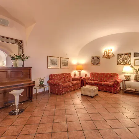 Hotel Corona Szálloda