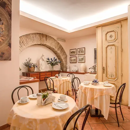 Hotel Corona Szálloda Róma
