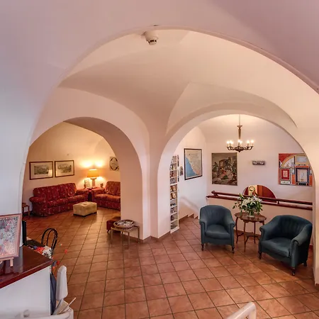 Hotel Corona