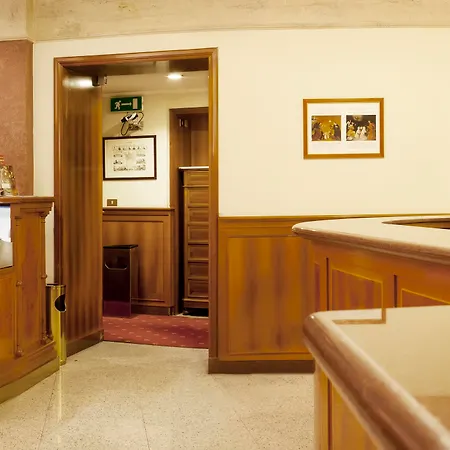 Santa Chiara Hotel