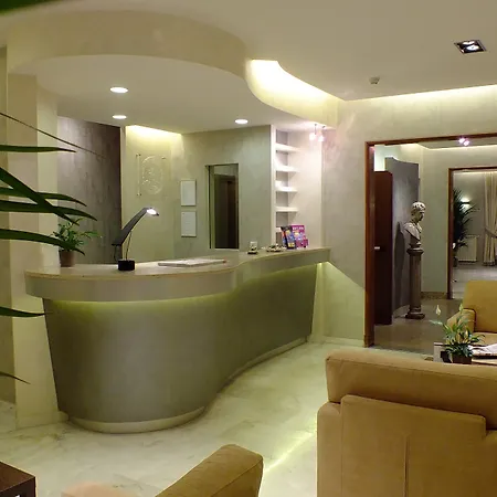 Hotel Consul