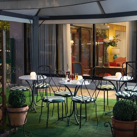 Hotel Santa Costanza By Omnia
