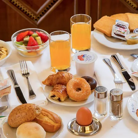 Hotel Oxford 4*