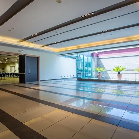 Crowne Plaza St. Peter's By Ihg