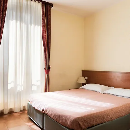 Stromboli Hotel 3*