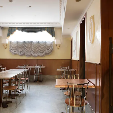 Hotel Stromboli Roma