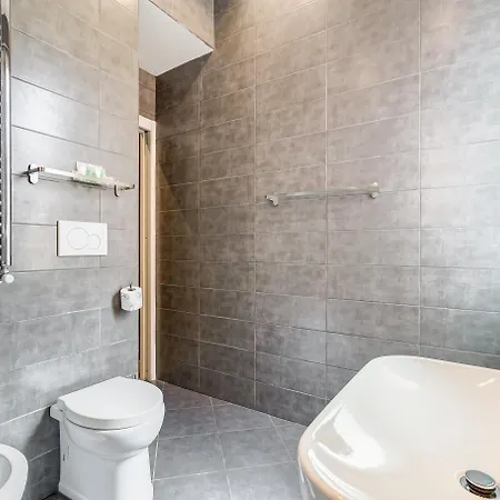 Ripetta Luxurious Rom