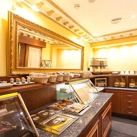 Manfredi In Hotel 3*