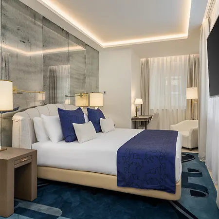 Room Mate Collection Filippo, Rome-Fontana Di Trevi Hotel