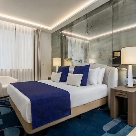 Hotel Room Mate Collection Filippo, Rome-Fontana Di Trevi 4*