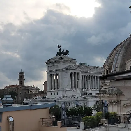H10 Palazzo Galla Hotell 4*