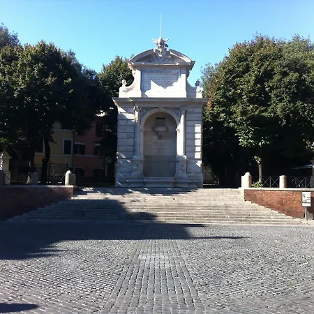 Ventisei Scalini A Trastevere 2*