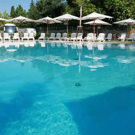 Flaminio Village Park 4*