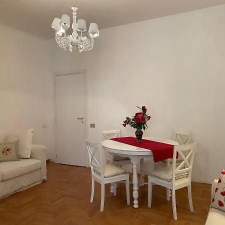 Elegant Apt-typical Palazzina Pz Alessandria Apartment