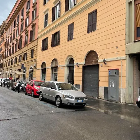 Apartment Elegant Apt-typical Palazzina Pz Alessandria Rome