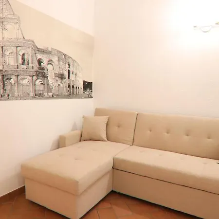 Colosseum 20 Apartment *
