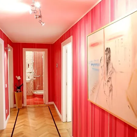 Home2rome - Trastevere Apartment *
