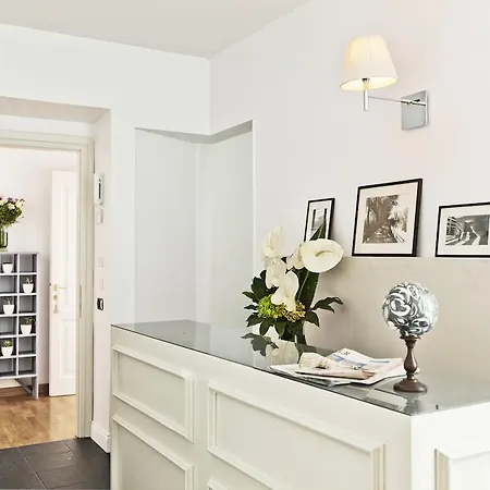 Casa de hóspedes Garibaldi Piazza Di Spagna 3*