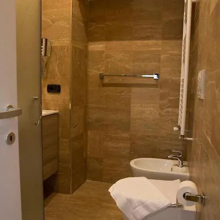 Jadore Monic Guest house *