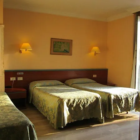 Hotel Center 1