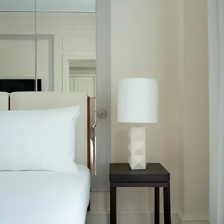 Hotel Trastevere 4*
